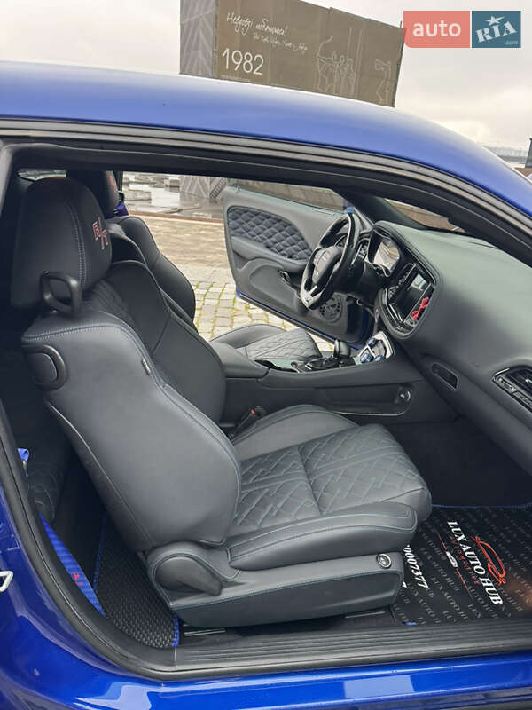 Купе Dodge Challenger 2020 в Киеве