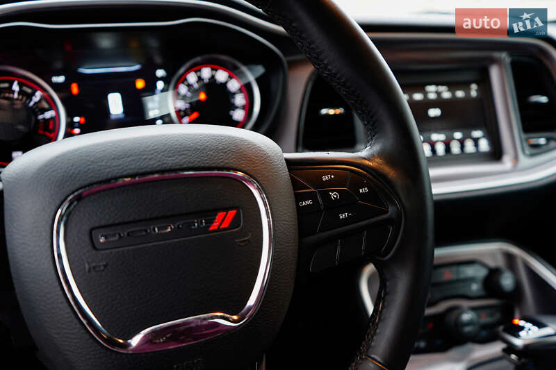 Купе Dodge Challenger 2019 в Житомире