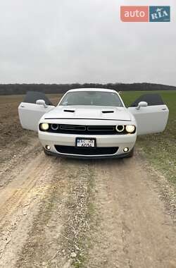 Купе Dodge Challenger 2016 в Луцьку
