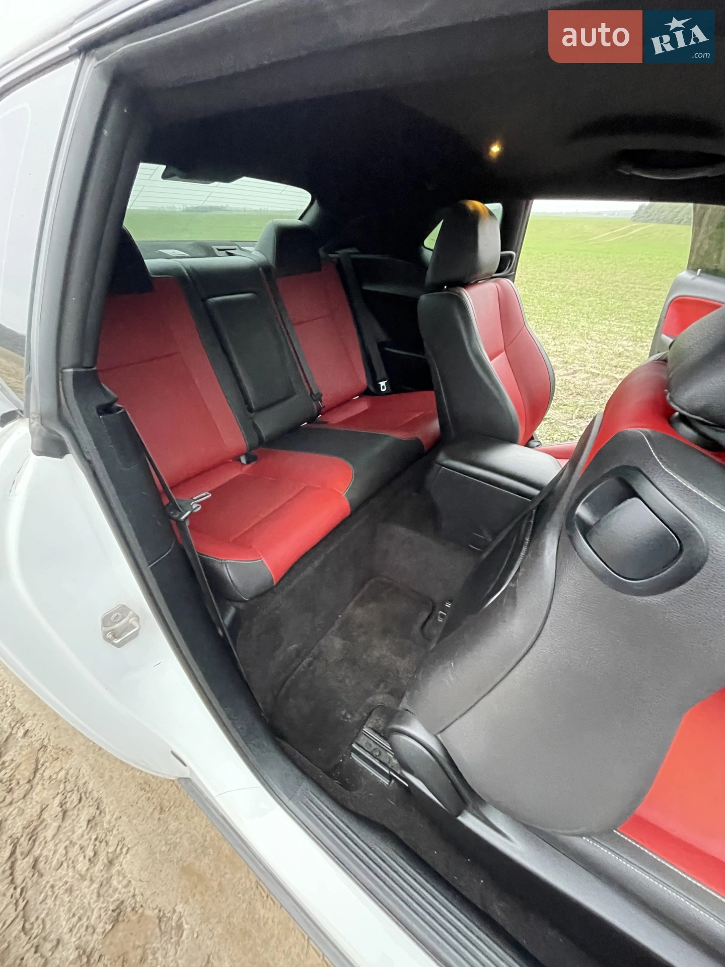 2016 Dodge Challenger - мініатюра 14