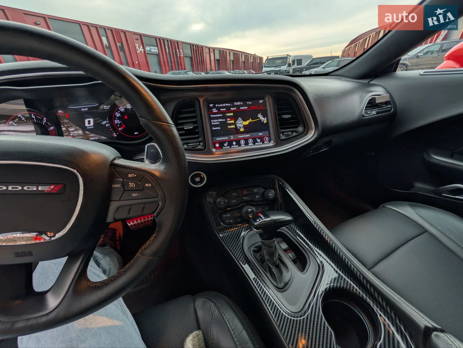 2017 Dodge Challenger - мініатюра 18