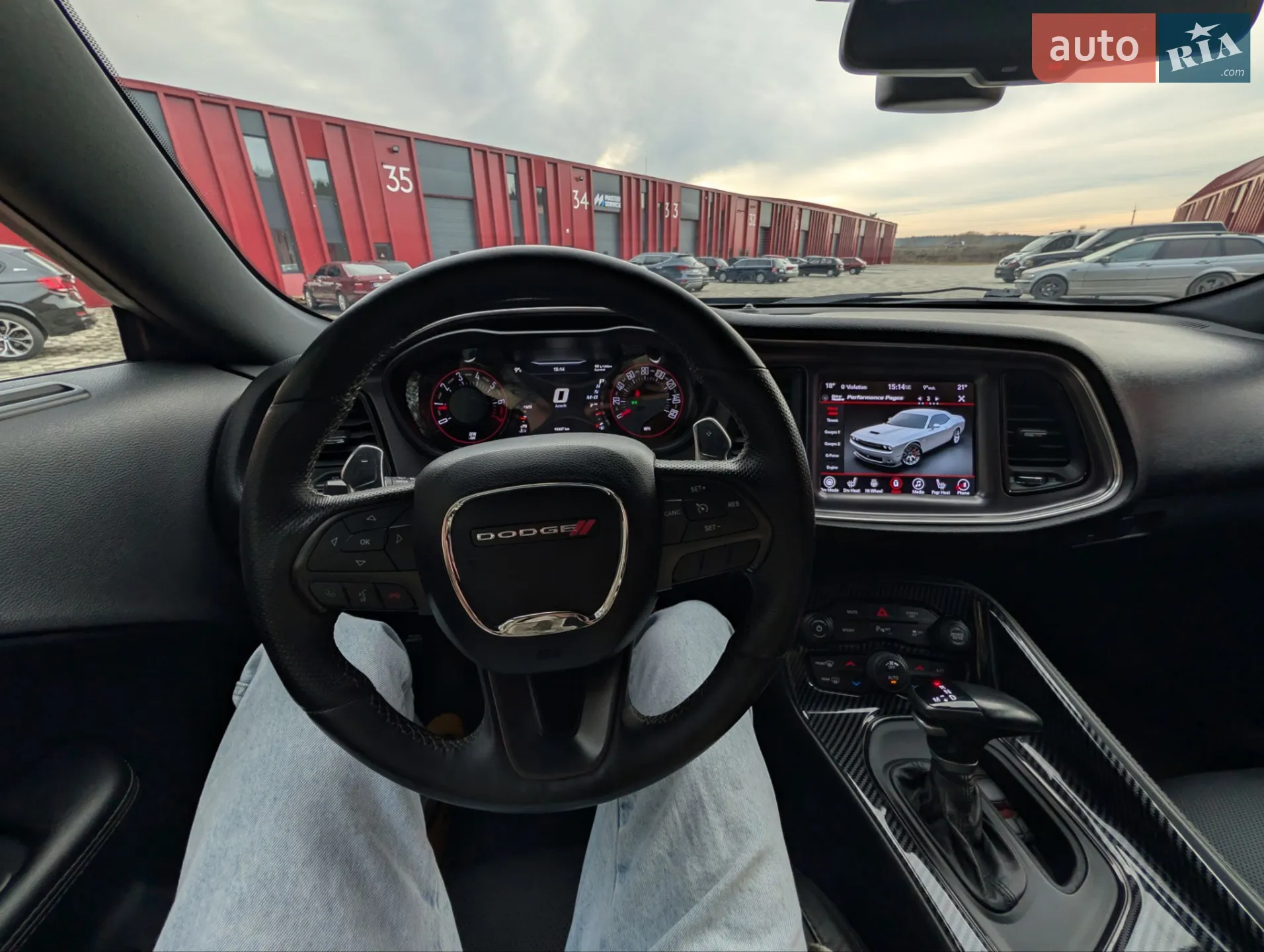 2017 Dodge Challenger - мініатюра 23