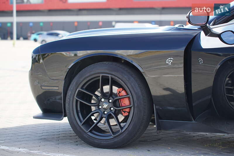 Купе Dodge Challenger 2019 в Киеве