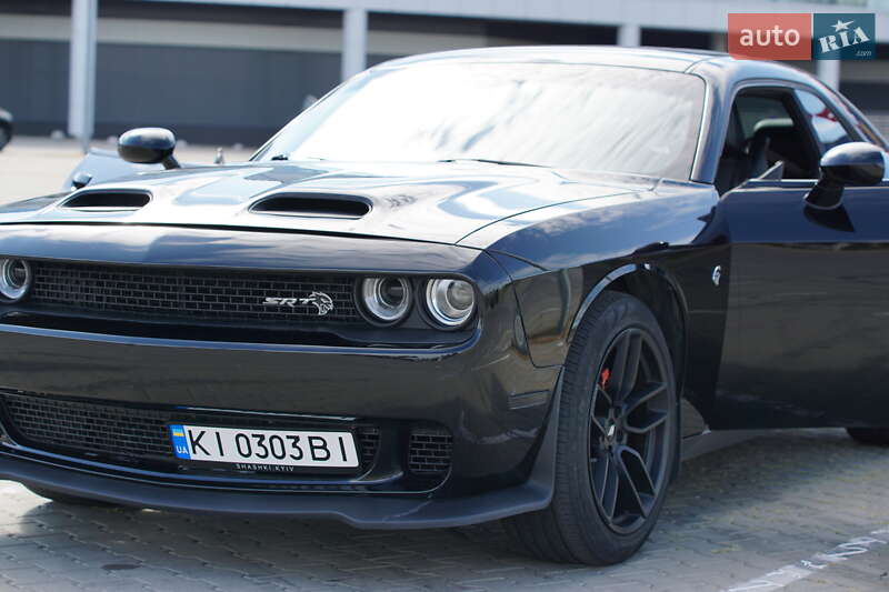 Купе Dodge Challenger 2019 в Киеве