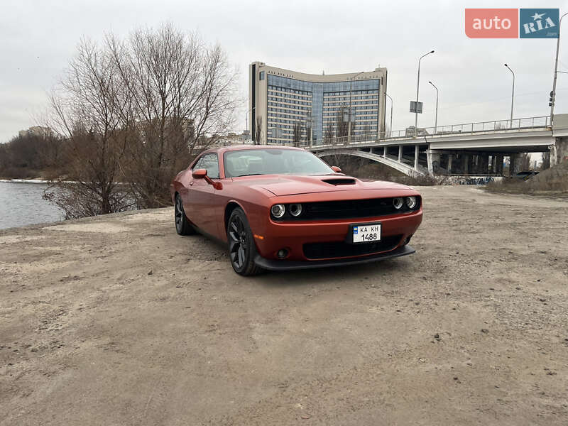 Купе Dodge Challenger 2022 в Киеве