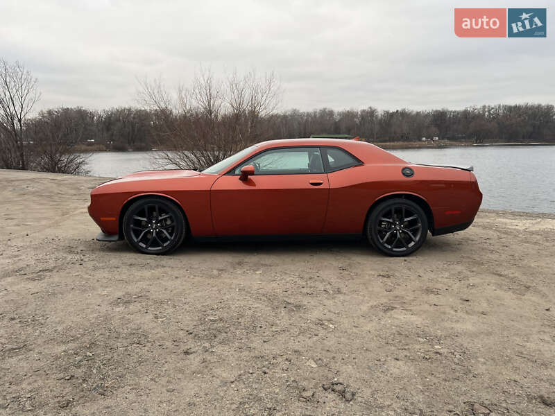 Купе Dodge Challenger 2022 в Киеве