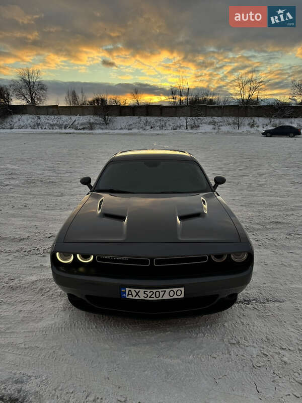 Купе Dodge Challenger 2020 в Харкові фото 15 Купе Dodge Challenger 2020 в Харкові