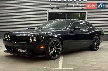 Купе Dodge Challenger 2016 в Києві