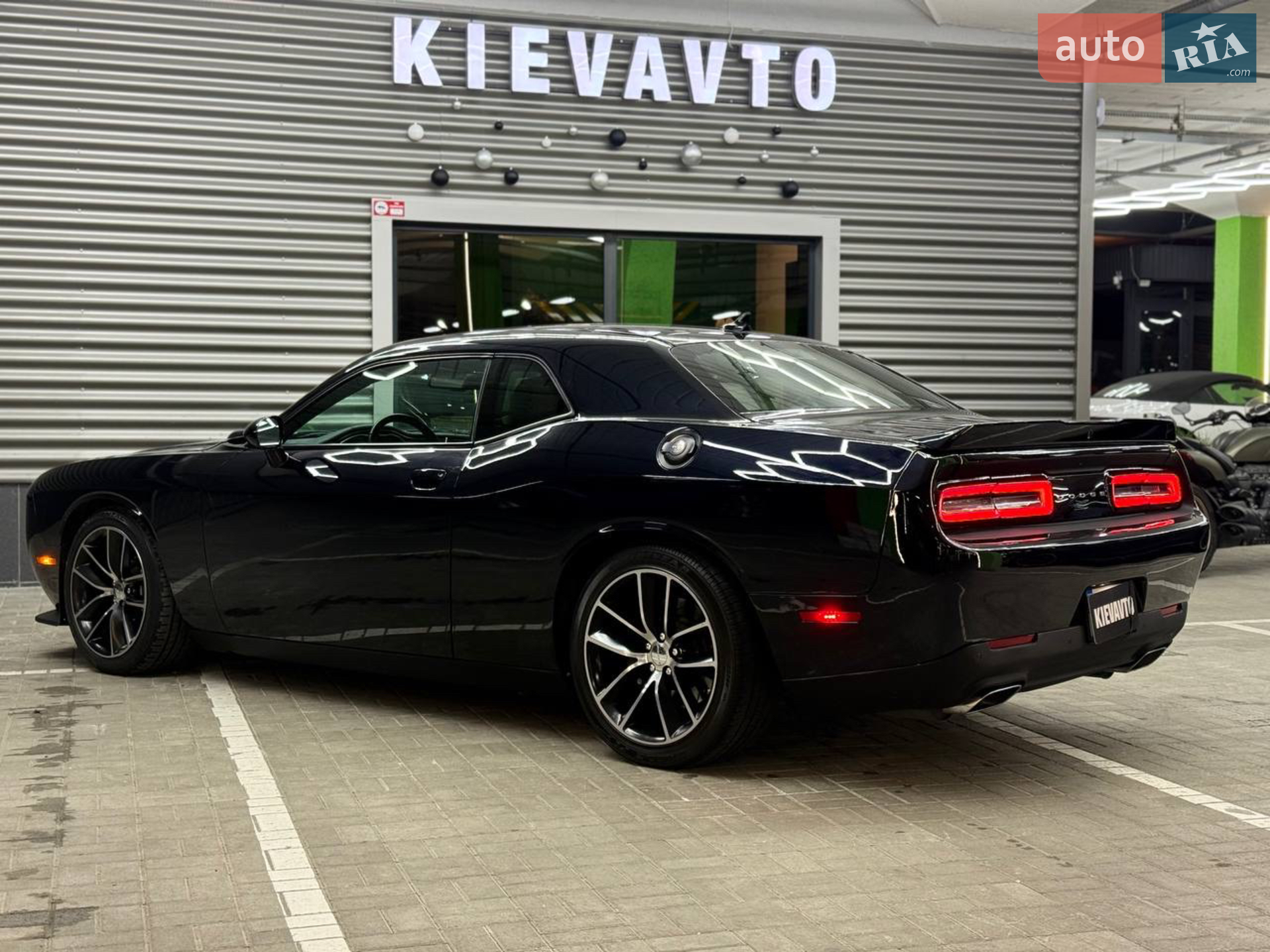 2016 Dodge Challenger - мініатюра 5