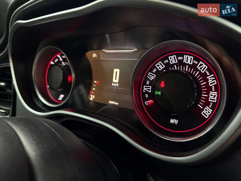 Купе Dodge Challenger 2016 в Киеве фото 21 Купе Dodge Challenger 2016 в Киеве