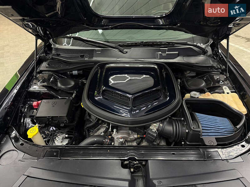 Купе Dodge Challenger 2016 в Киеве фото 29 Купе Dodge Challenger 2016 в Киеве