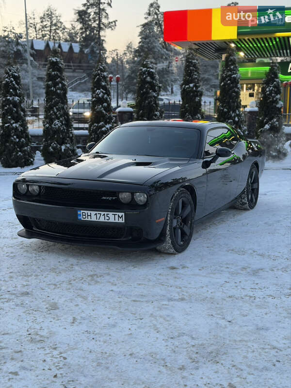 Купе Dodge Challenger 2014 в Киеве