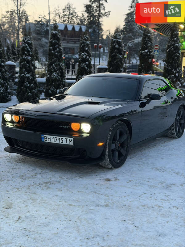 Купе Dodge Challenger 2014 в Киеве