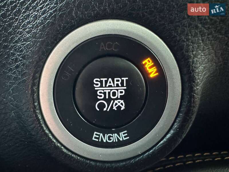 Купе Dodge Challenger 2016 в Киеве фото 21 Купе Dodge Challenger 2016 в Киеве