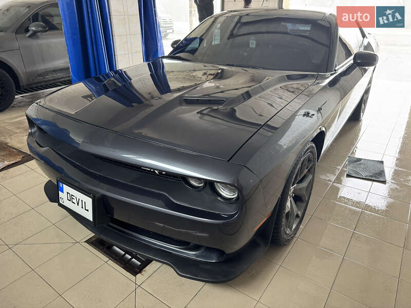 Купе Dodge Challenger 2018 в Миколаєві