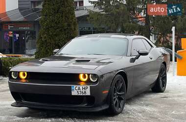 Купе Dodge Challenger 2016 в Киеве