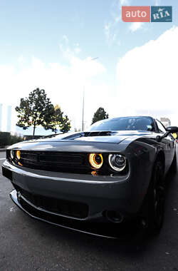 Купе Dodge Challenger 2019 в Киеве