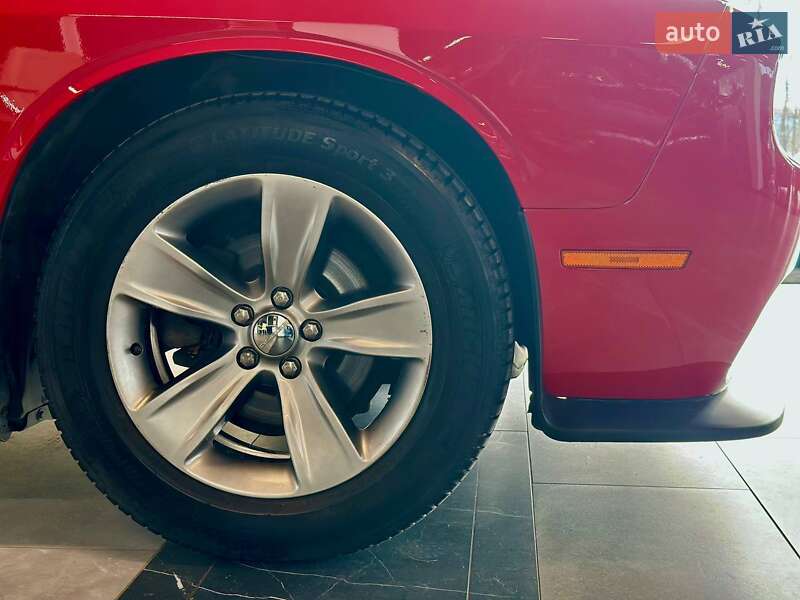 Купе Dodge Challenger 2016 в Львове фото 5 Купе Dodge Challenger 2016 в Львове