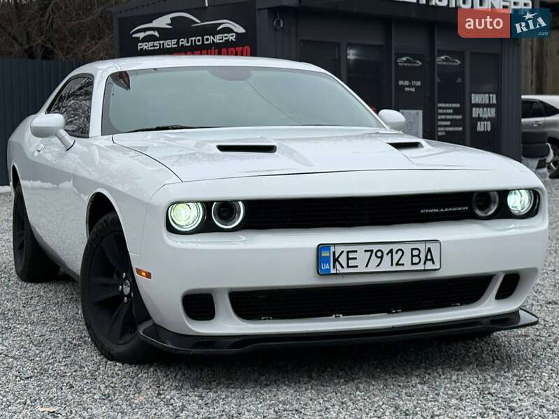 Купе Dodge Challenger 2018 в Дніпрі