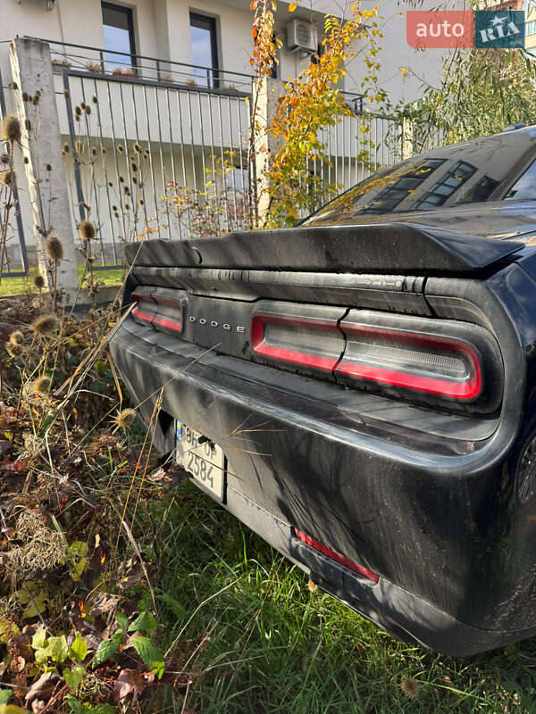 Купе Dodge Challenger 2014 в Измаиле