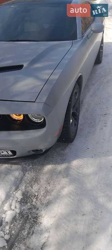 Купе Dodge Challenger 2020 в Киеве