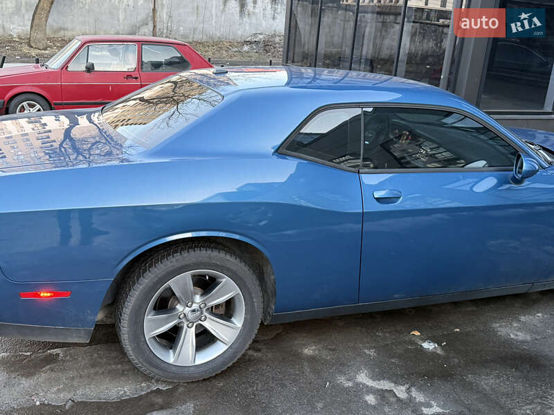Купе Dodge Challenger 2020 в Львові фото 3 Купе Dodge Challenger 2020 в Львові