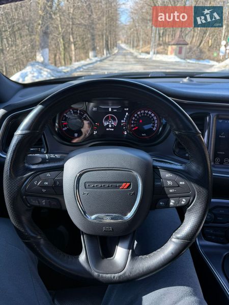 Купе Dodge Challenger 2017 в Черновцах