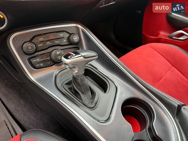 Купе Dodge Challenger 2017 в Киеве