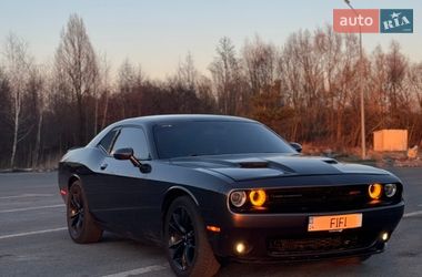 Купе Dodge Challenger 2017 в Києві