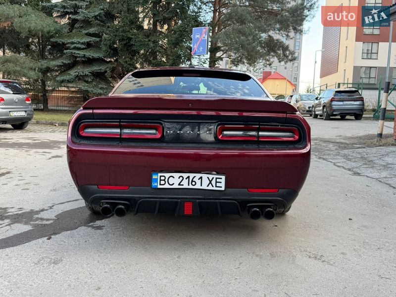 Купе Dodge Challenger 2021 в Львове