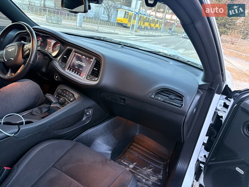 Купе Dodge Challenger 2023 в Львові