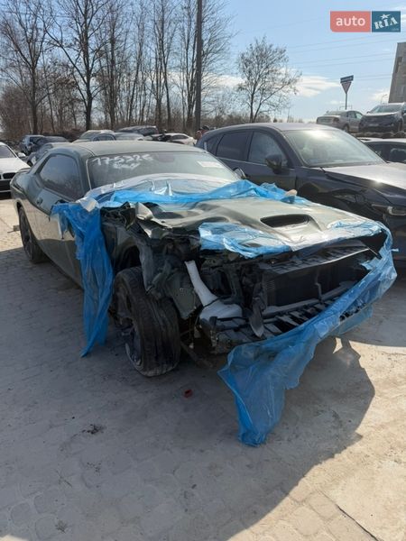 Купе Dodge Challenger 2022 в Львове