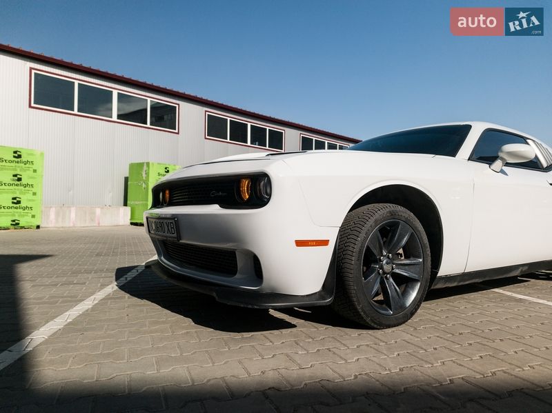 Купе Dodge Challenger 2021 в Львове фото 17 Купе Dodge Challenger 2021 в Львове