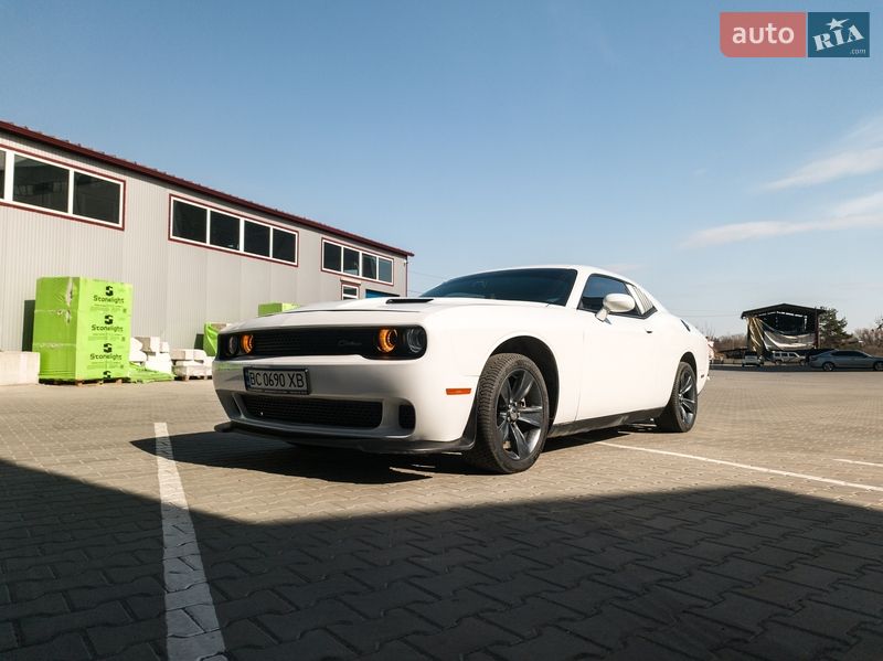 Купе Dodge Challenger 2021 в Львове фото 18 Купе Dodge Challenger 2021 в Львове