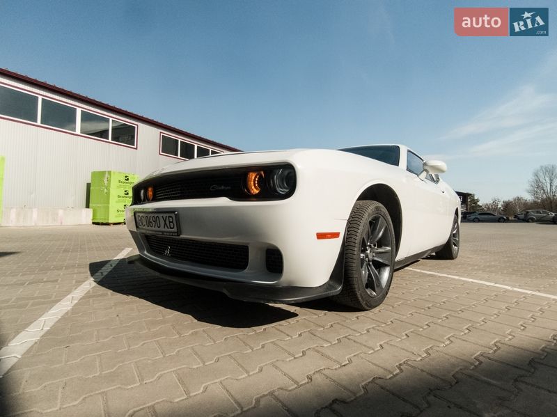 Купе Dodge Challenger 2021 в Львове фото 19 Купе Dodge Challenger 2021 в Львове