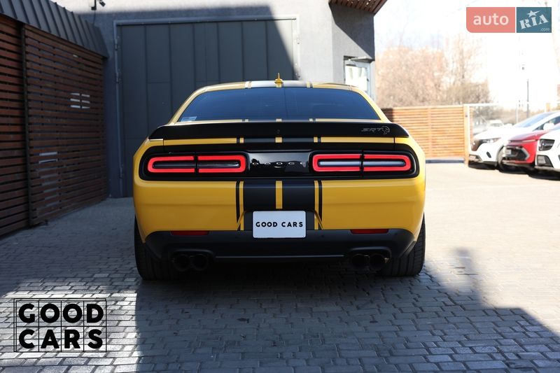 Купе Dodge Challenger 2017 в Одессе