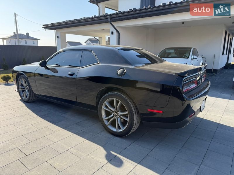 Купе Dodge Challenger 2017 в Ивано-Франковске