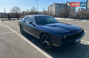 Купе Dodge Challenger 2014 в Чернігові