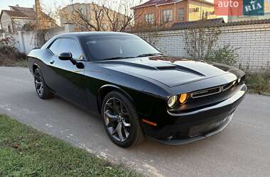 Купе Dodge Challenger 2017 в Киеве