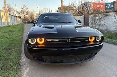 Купе Dodge Challenger 2017 в Киеве