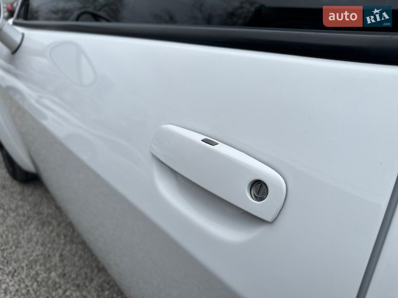 Купе Dodge Challenger 2018 в Белой Церкви фото 15 Купе Dodge Challenger 2018 в Белой Церкви