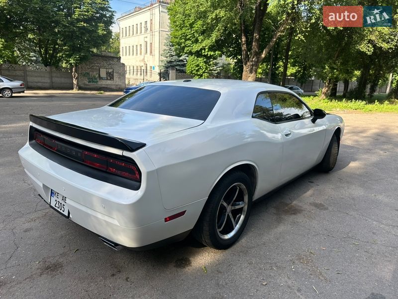 Купе Dodge Challenger 2011 в Каменском фото 3 Купе Dodge Challenger 2011 в Каменском