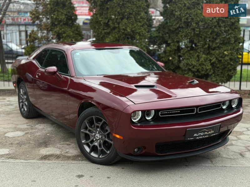 Купе Dodge Challenger 2018 в Одессе