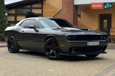 Купе Dodge Challenger 2018 в Львові