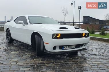 Купе Dodge Challenger 2016 в Киеве