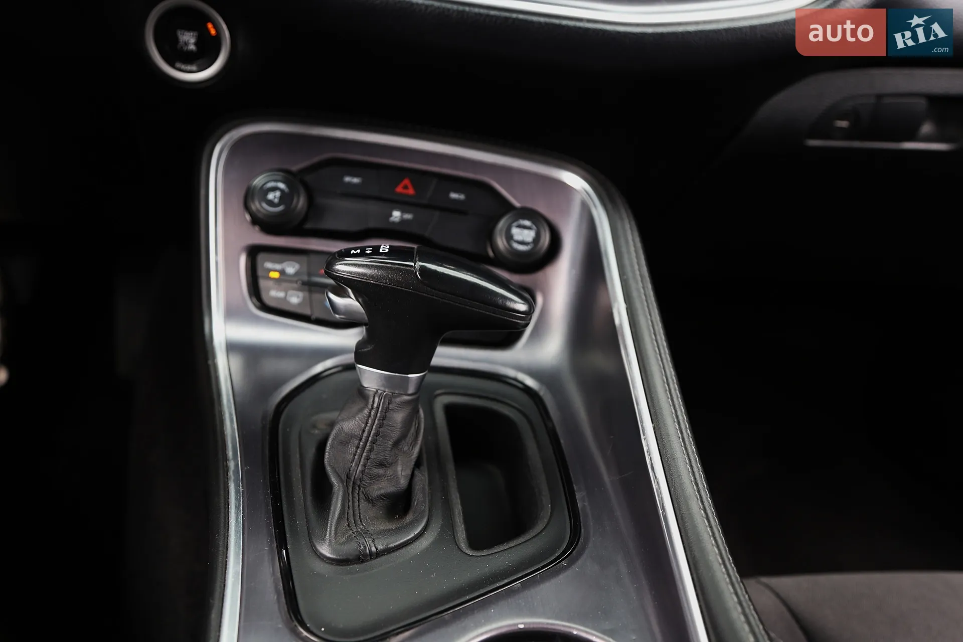 2016 Dodge Challenger - мініатюра 22