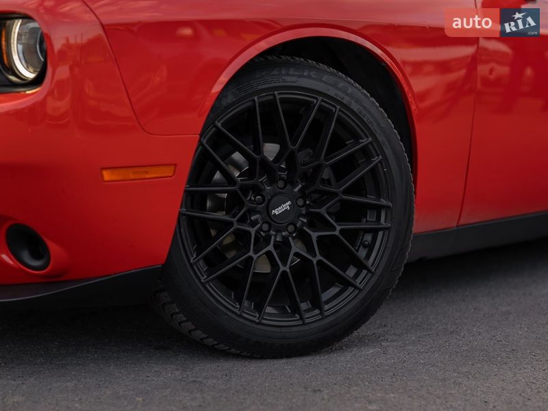 Купе Dodge Challenger 2017 в Дніпрі фото 23 Купе Dodge Challenger 2017 в Дніпрі