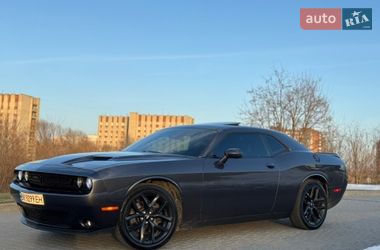Купе Dodge Challenger 2019 в Львове