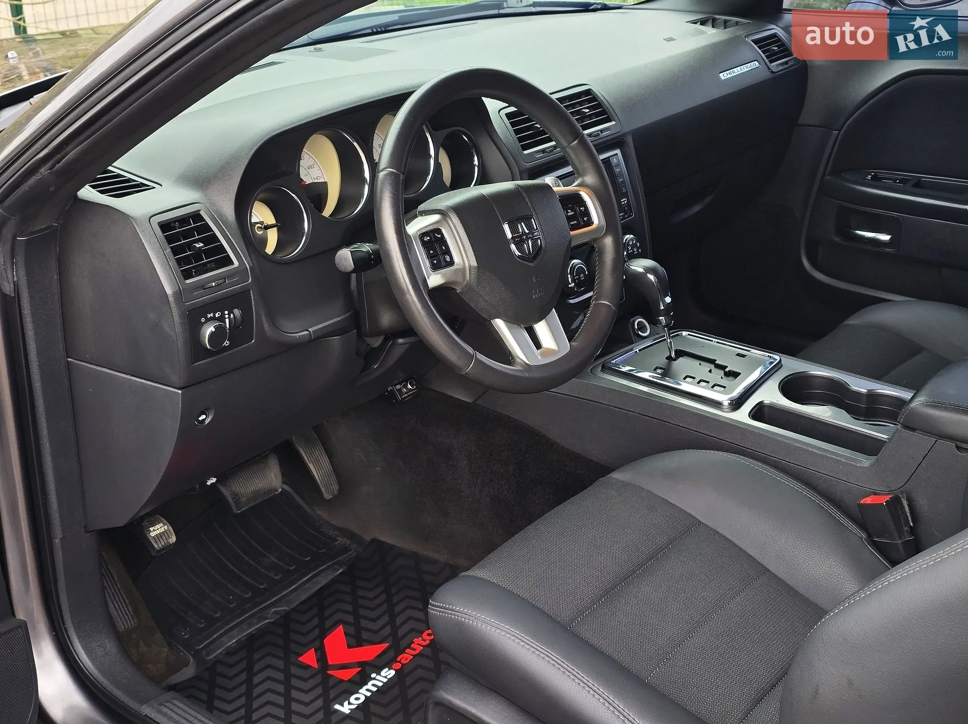 2014 Dodge Challenger - мініатюра 35