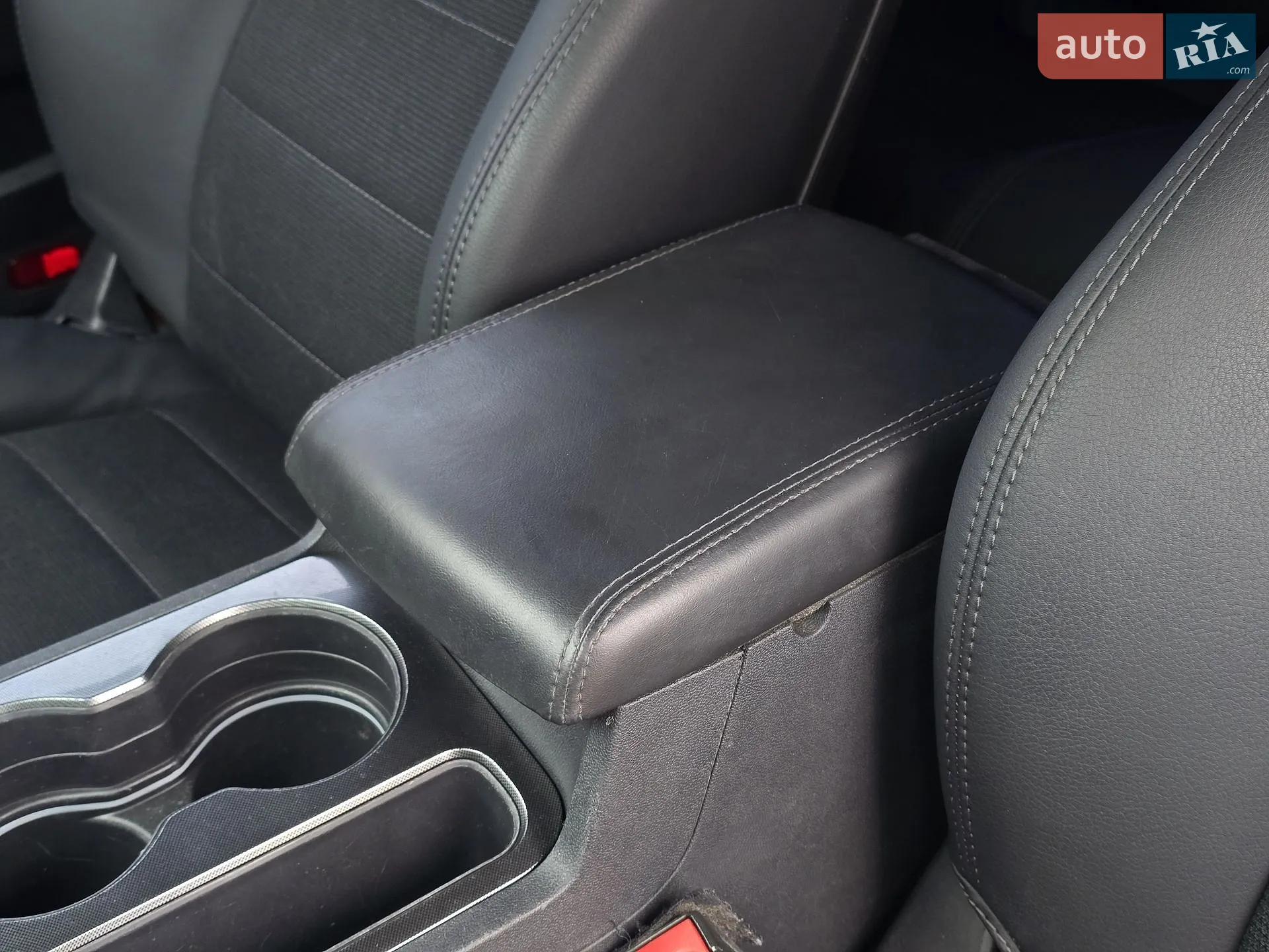2014 Dodge Challenger - мініатюра 47
